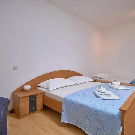 M&m House With A Pool Podstrana