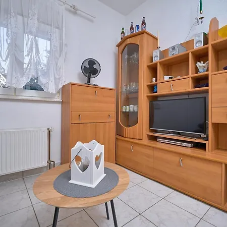 M&m House With A Pool Podstrana